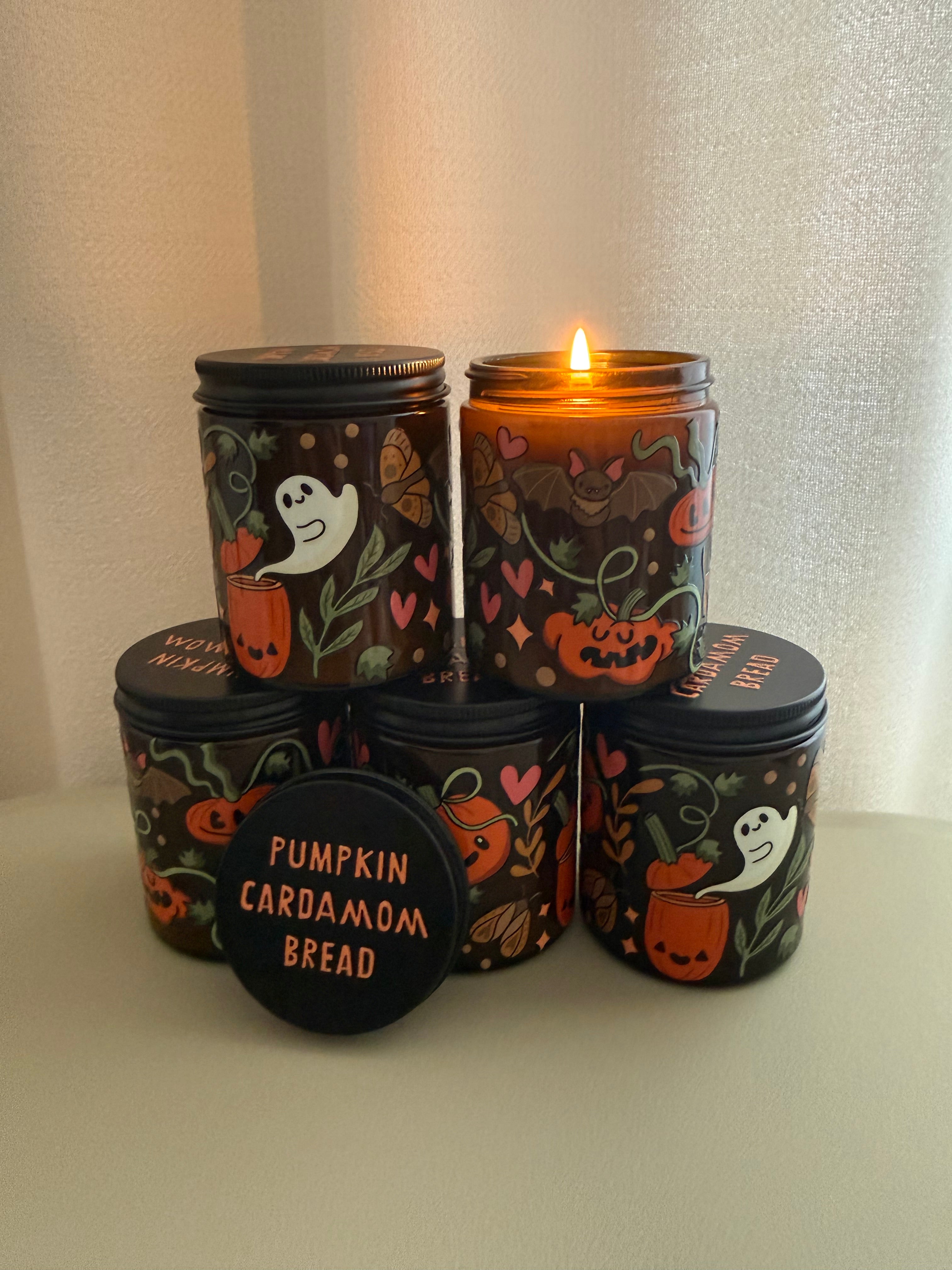 Pumpkin cardamom bread candle